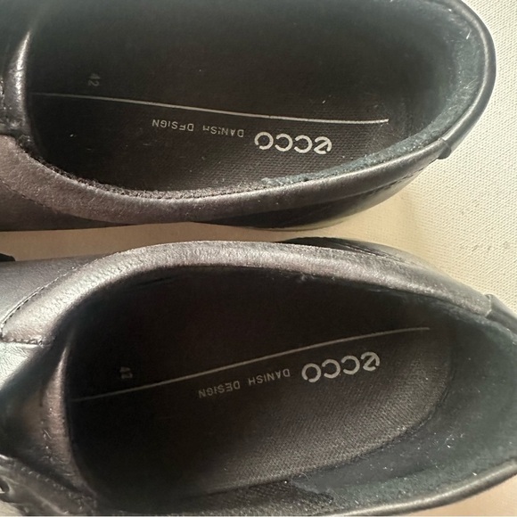 ECCO Leather Sneaker Women's Size US 11-11.5 EU 42 Black - Picture 4 of 9
